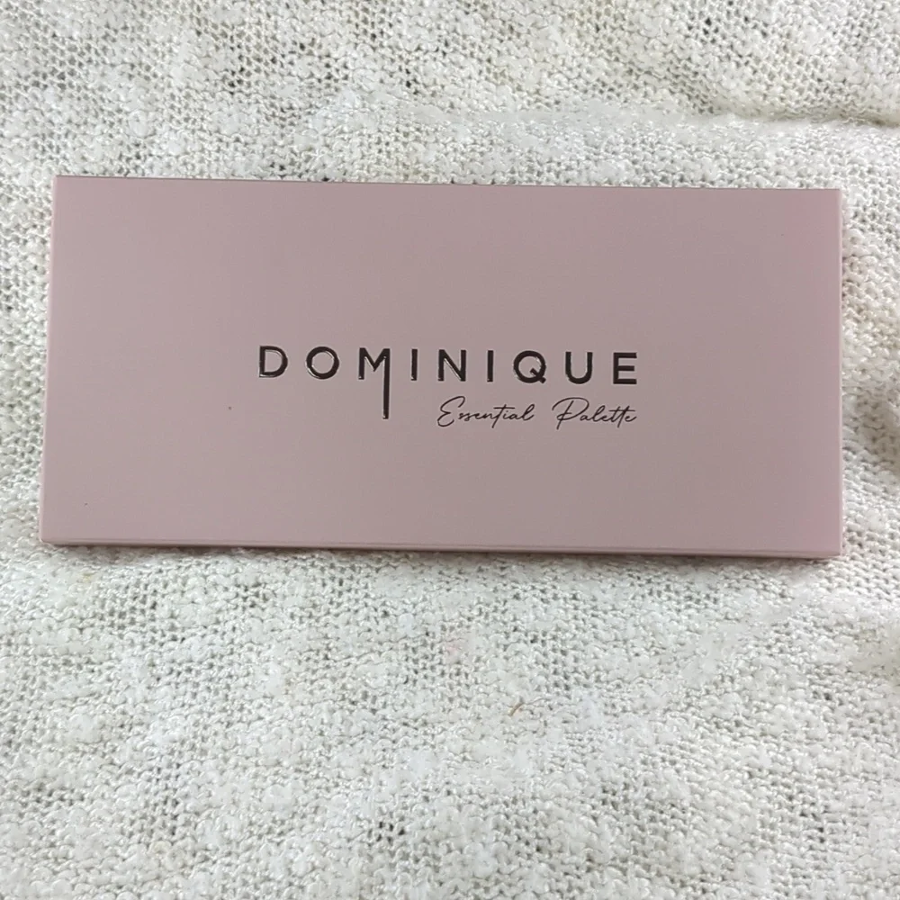 Dominique Cosmetics The Essential Palette, 10x 1.06g/0.04oz